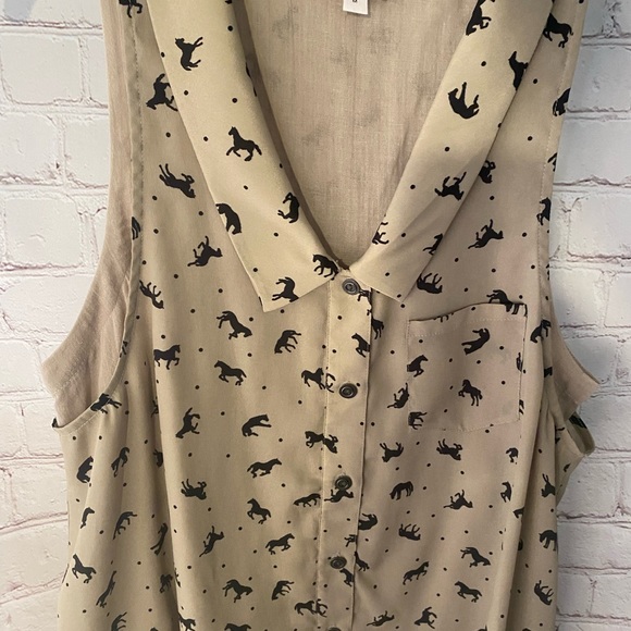 BCBGeneration top - Picture 2 of 4